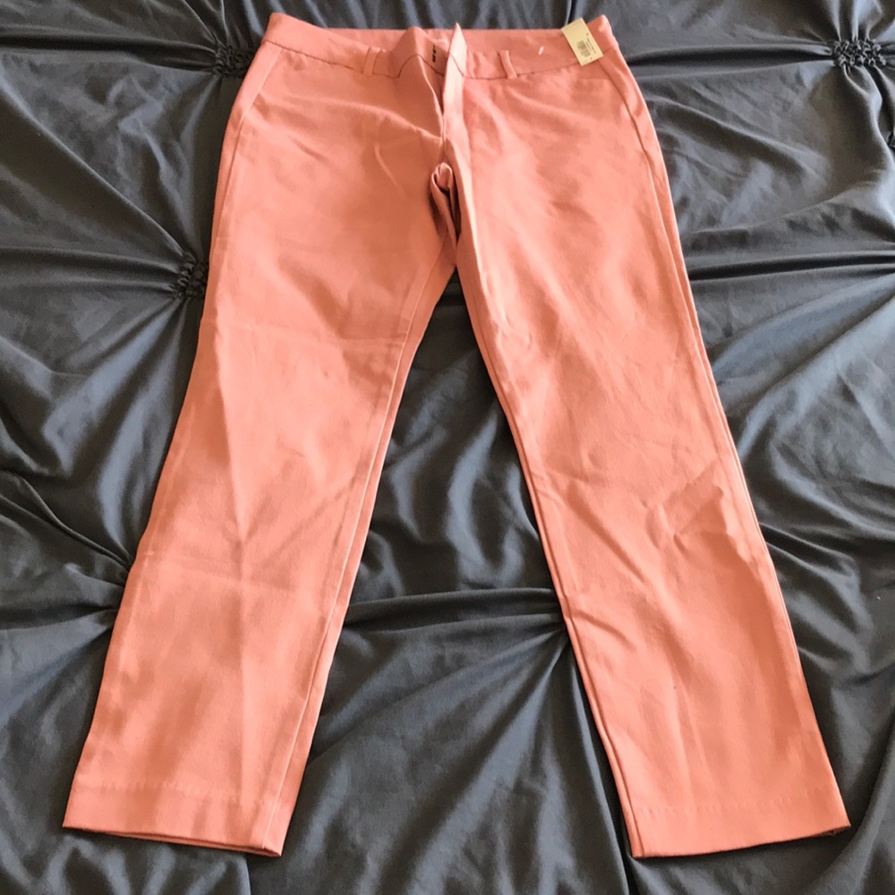Old navy 🍑 pixie pants